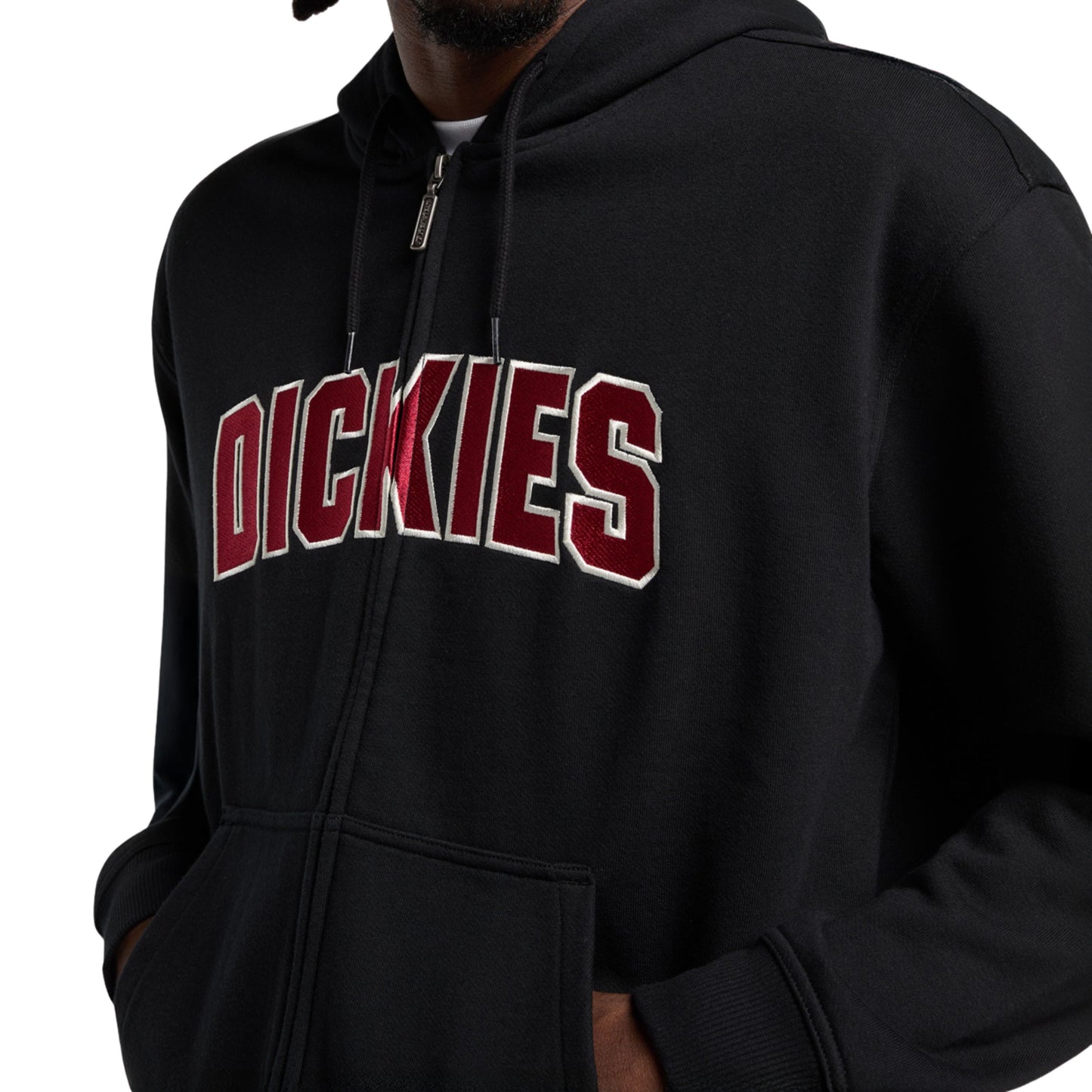 Casaco com carapuço para homem Dickies Aitkin Full Zip em Preto. Foto de detalhe da parte da frente, vestido.