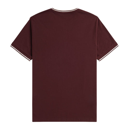 Fred Perry Twin Tipped T-Shirt Oxblood. Foto da parte de trás.