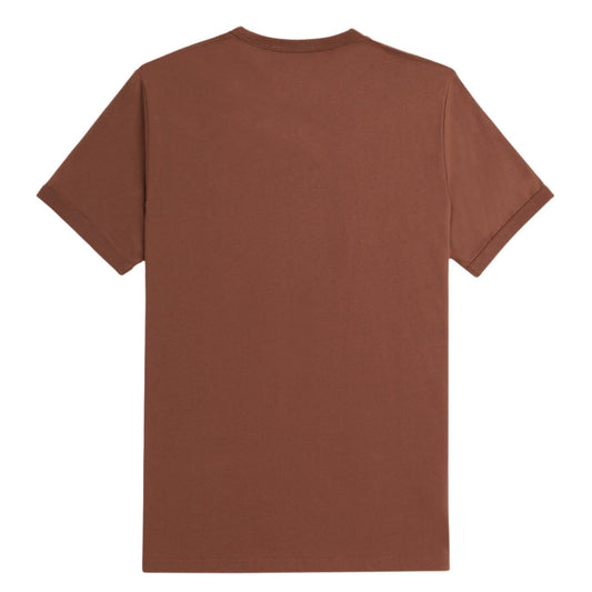 Fred Perry Ringer Short Sleeve T-Shirt Whisky Brown. Foto da parte de trás.