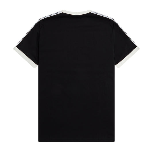 Fred Perry Taped Ringer T-Shirt Black. Foto da parte de trás.