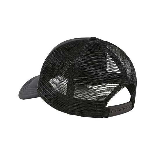 The North Face Logo Trucker Cap em TNF Black. Foto de 3/4 de trás.