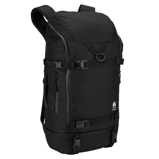 Nixon Hauler 35L Backpack Repreve Black. Foto da parte da frente a 3/4.