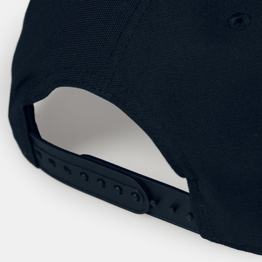 Carhartt WIP Logo Cap Mizar. Foto de detalhe do ajuste na parte de trás.
