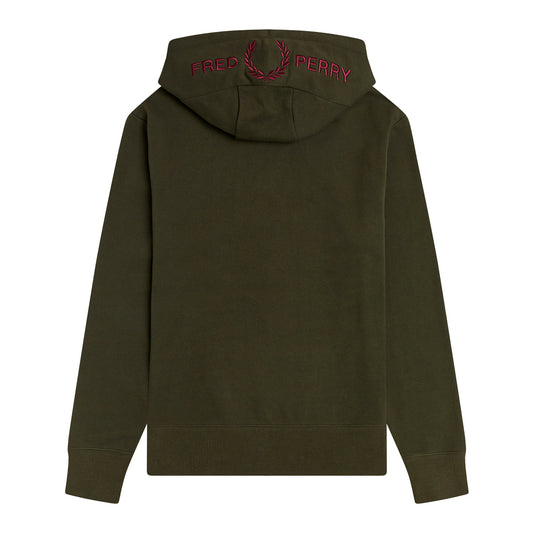 Fred Perry Embroidered Hooded Sweatshirt Hunting Green. Foto de costas.