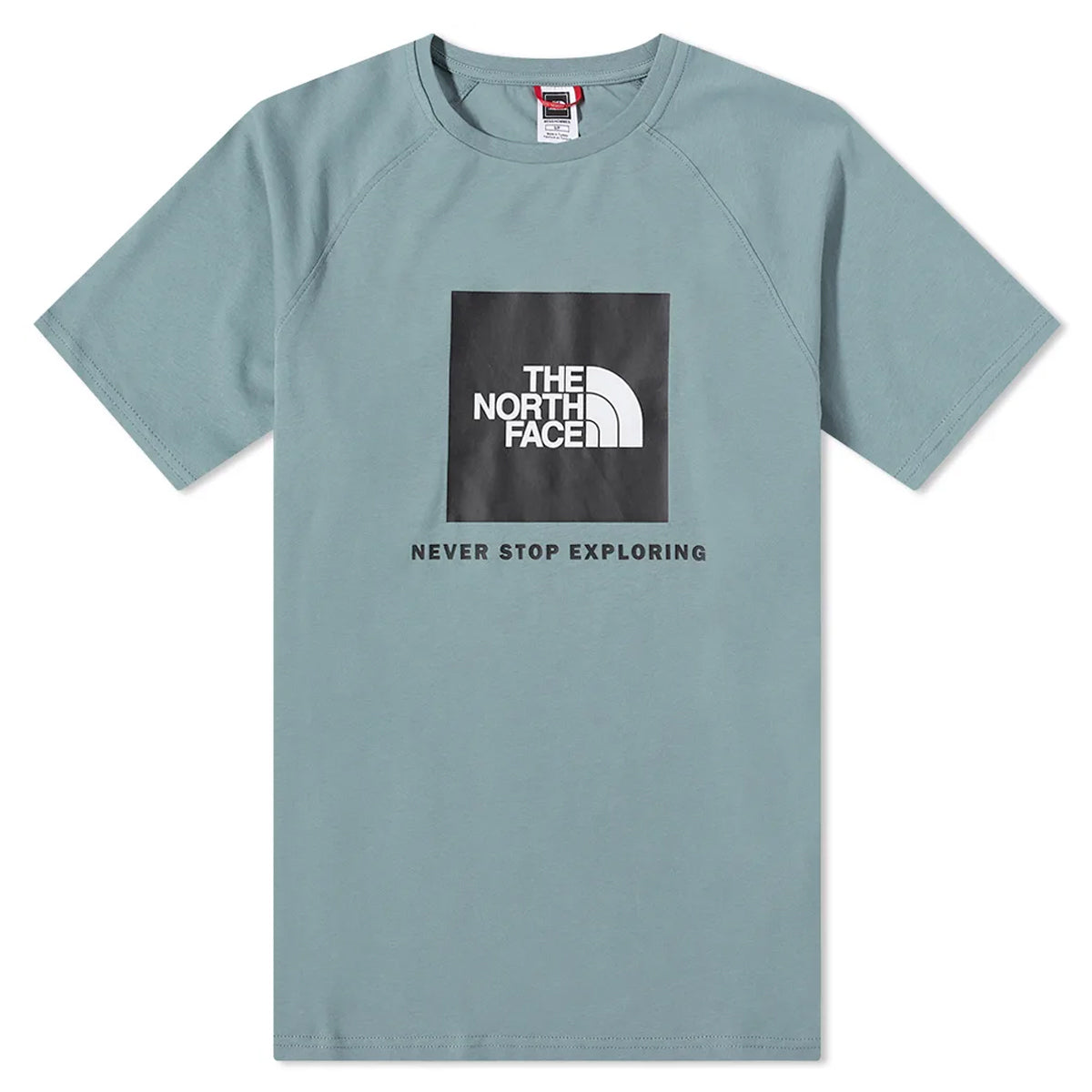 North Face Raglan Red Box T-Shirt Goblin Blue. Foto da parte da frente.