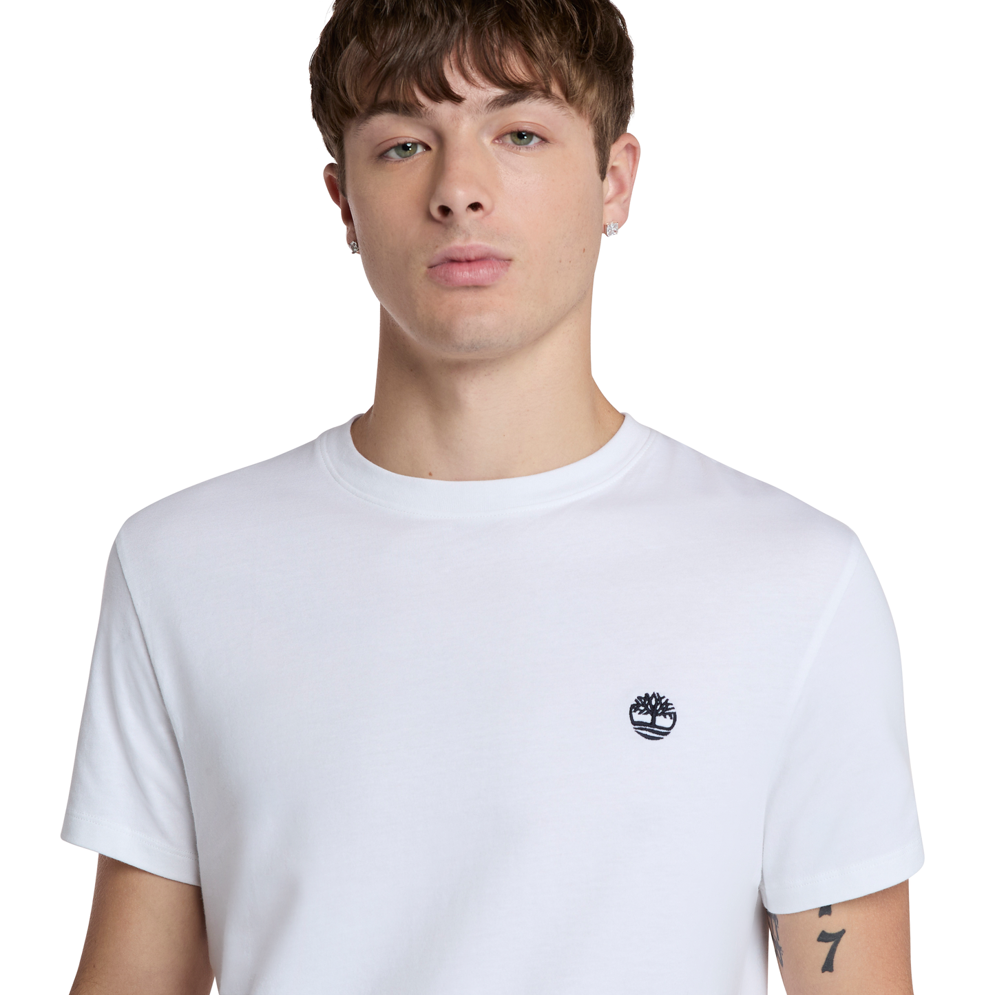 T-Shirt de manga curta para homem Timberland Dunstan River em Branco. Foto da t-shirt vestida.