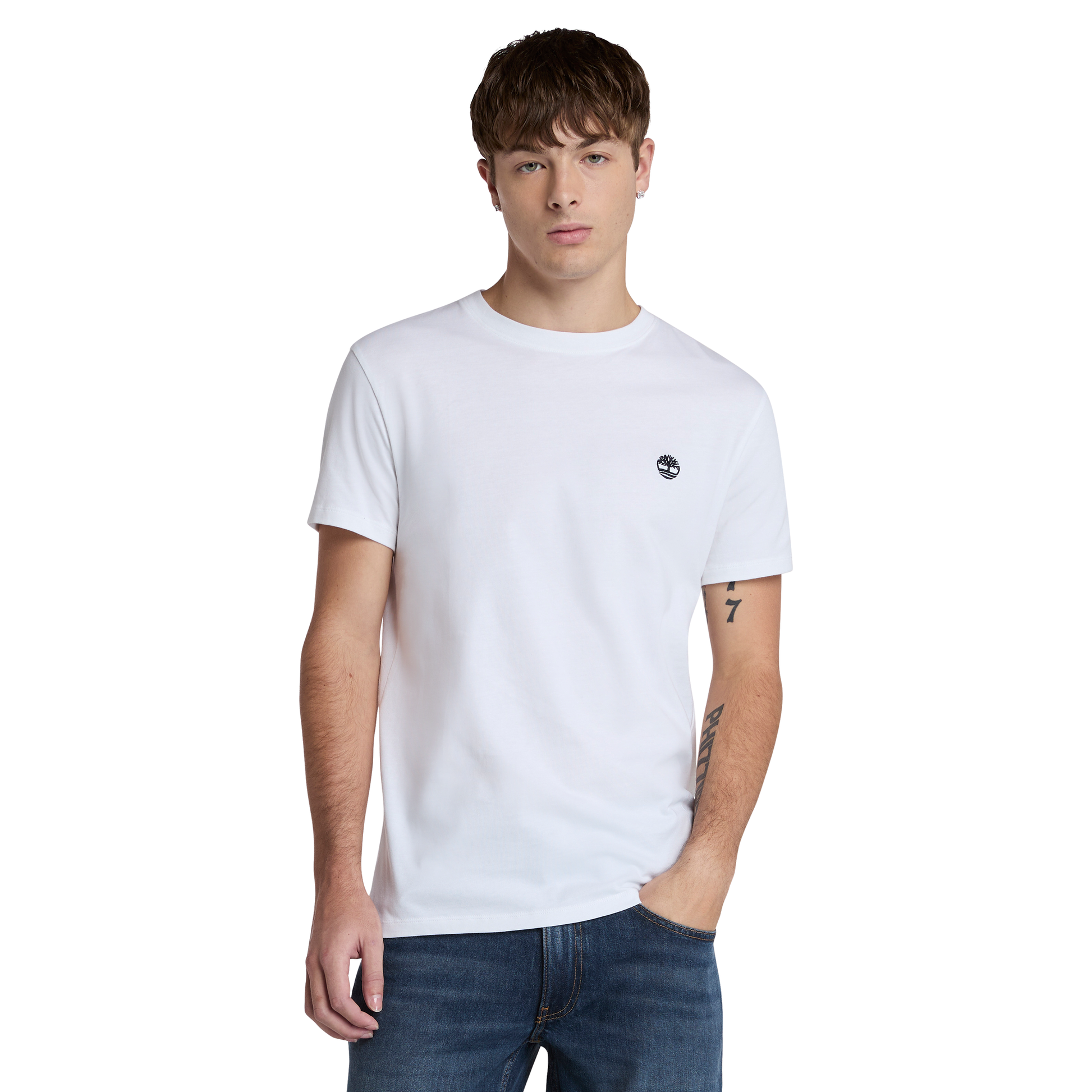 T-Shirt de manga curta para homem Timberland Dunstan River em Branco. Foto da parte da frente da t-shirt vestida.