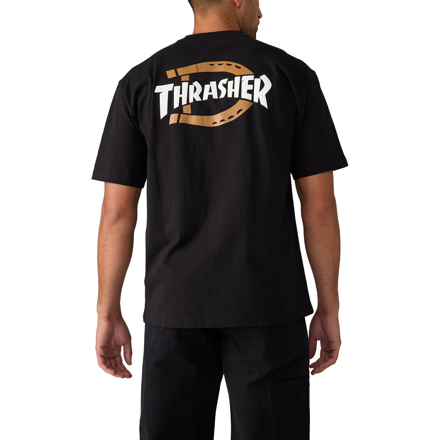 T-Shirt de manga curta para homem Dickies x Thrasher em Preto. Foto da parte de trás, vestida.