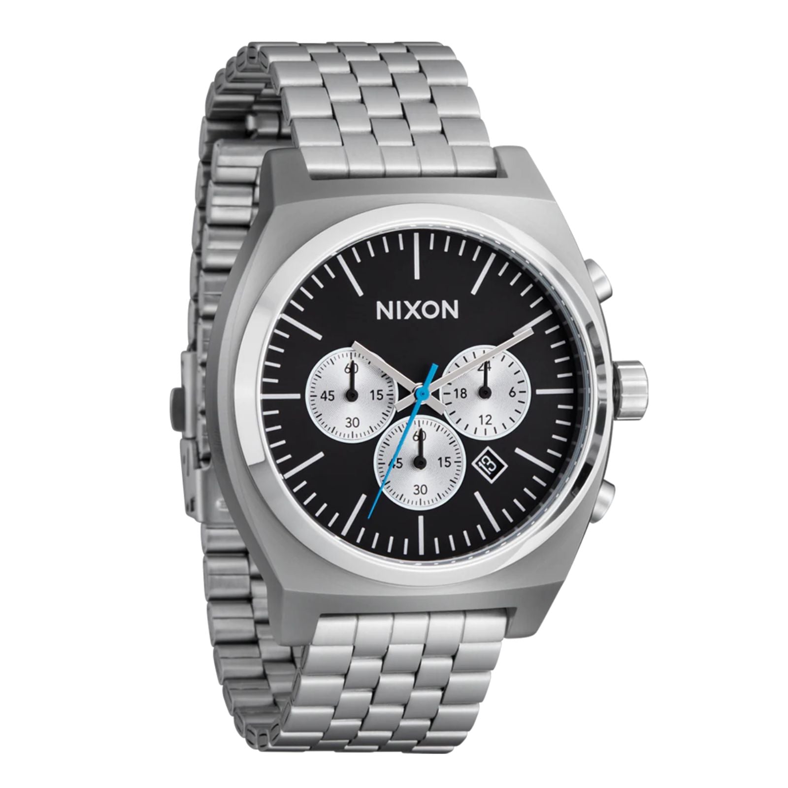 Nixon Time Teller Chrono Watch Chrome/Black/Chrome Sunray. Foto da parte da frente a 3/4.