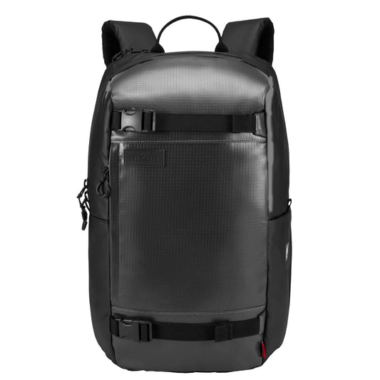 Nixon Syndicate Backpack Asphalt. Foto da parte da frente.