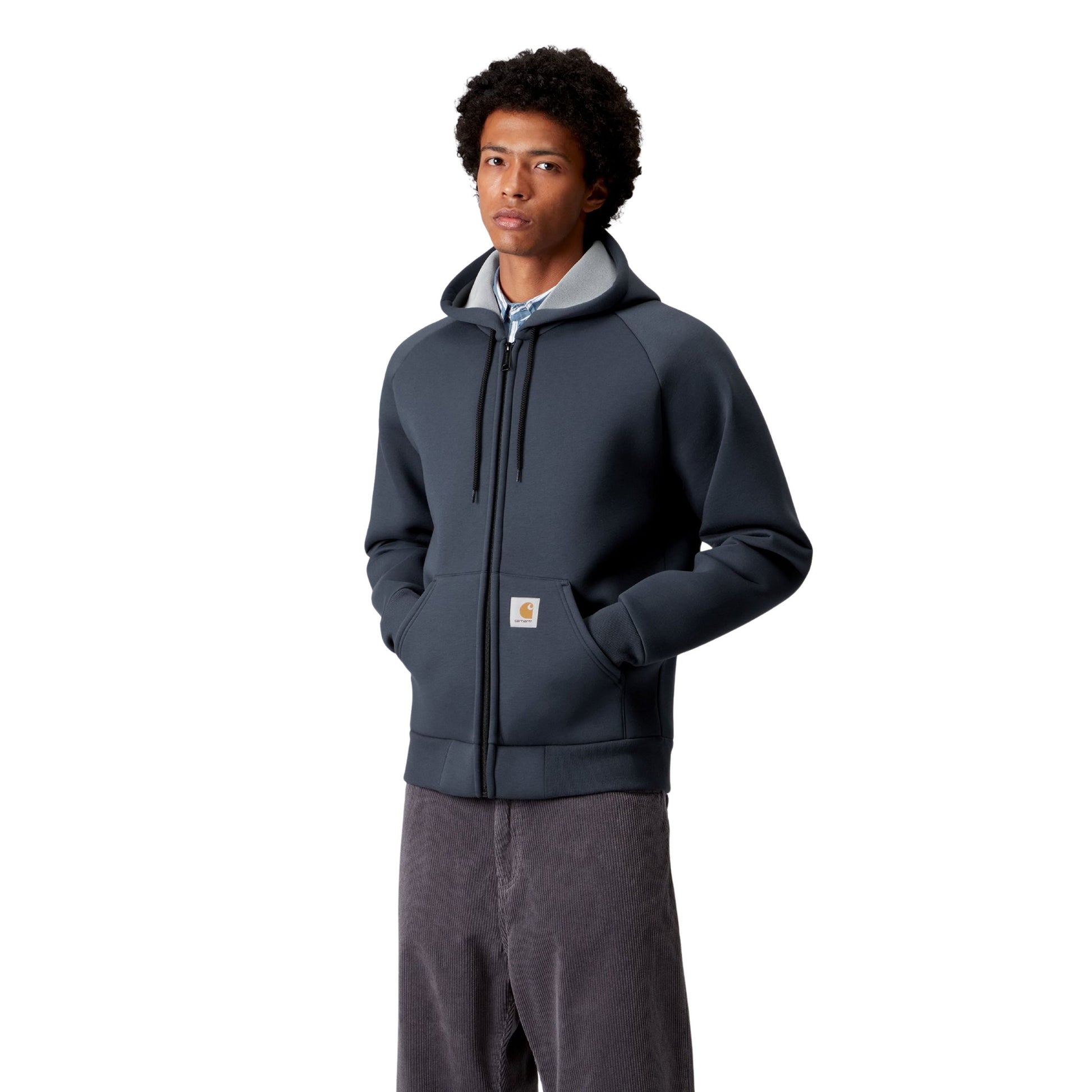 Casaco com carapuço para homem Carhartt WIP Car-Lux em Jupiter/Grey. Foto da parte da frente, vestido.