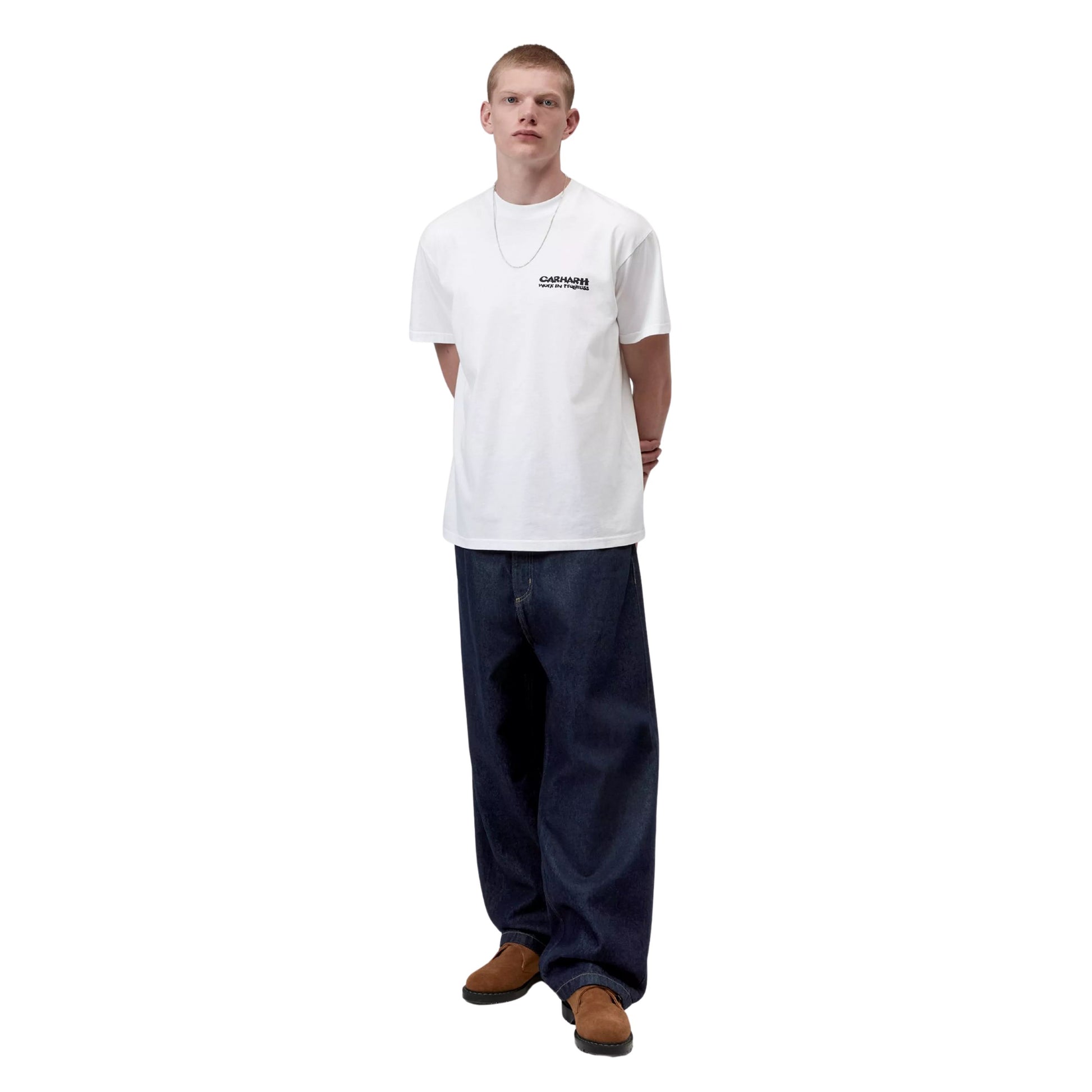 T-Shirt de manga curta para homem Carhartt WIP Cubist em Branco. Foto da parte da frente, vestida.