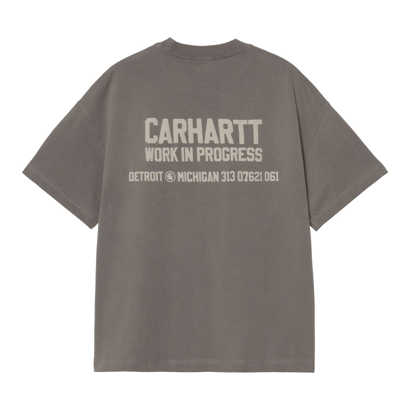 T-Shirt de manga curta para homem Carhartt WIP Distance em Graphite stone dyed. Foto da parte de trás.