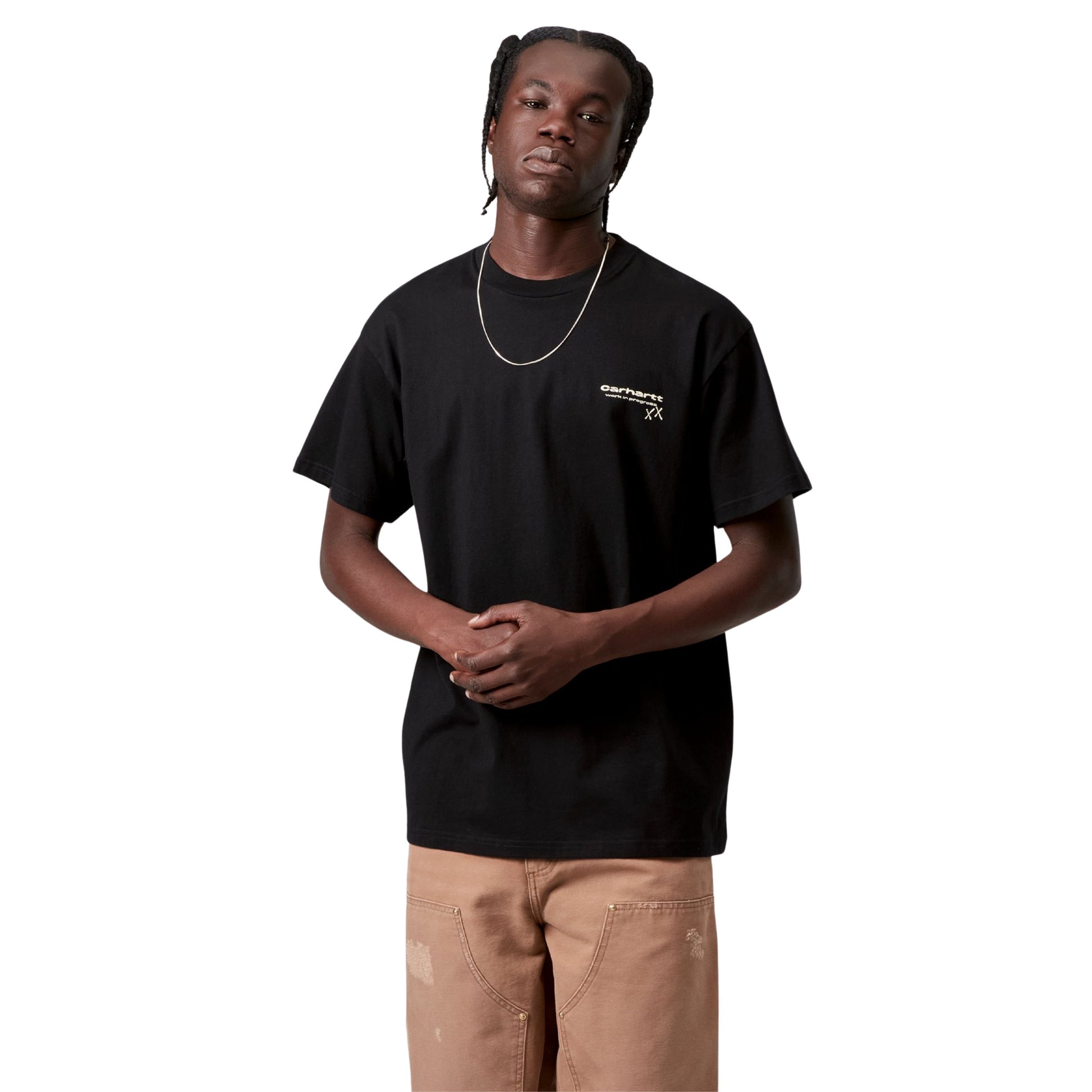 T-Shirt de manga curta para homem Carhartt WIP Garble em Preto. Foto da parte da frente, vestida.