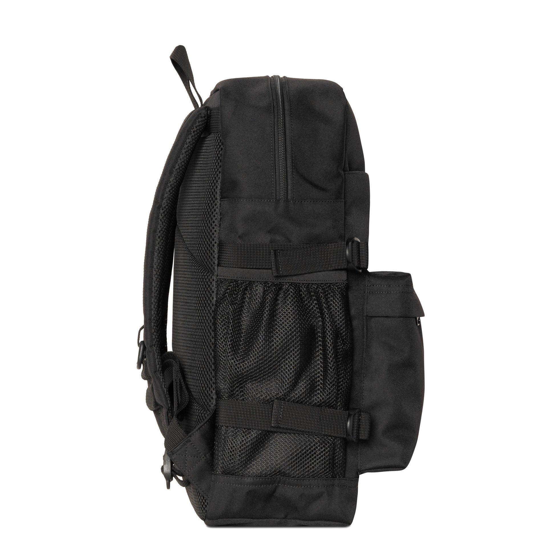 Mochila unissexo Carhartt WIP Jakob em Preto. Foto da lateral.