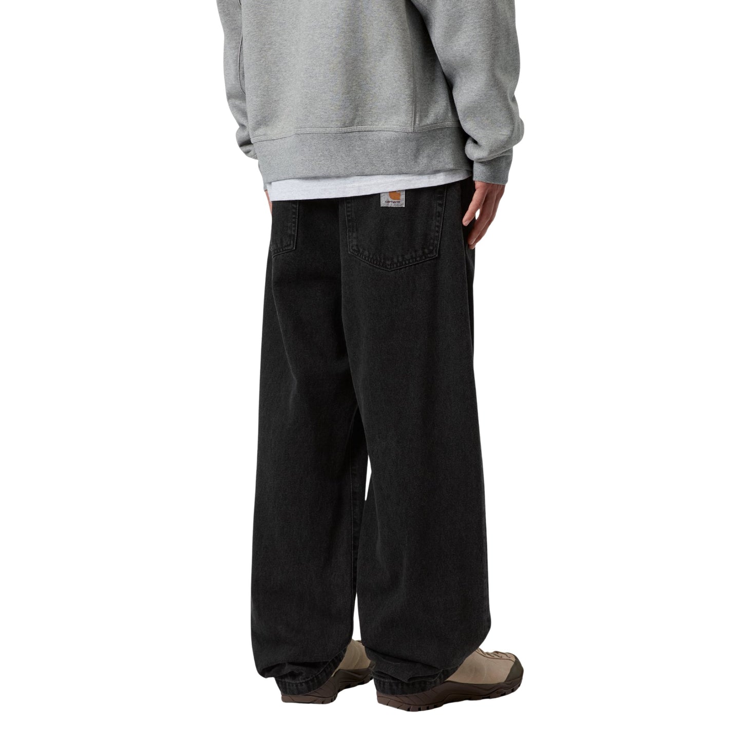 Calça para homem Carhartt WIP Landon em Preto com lavagem Stone Washed. Foto da parte de trás a 3/4, vestida.