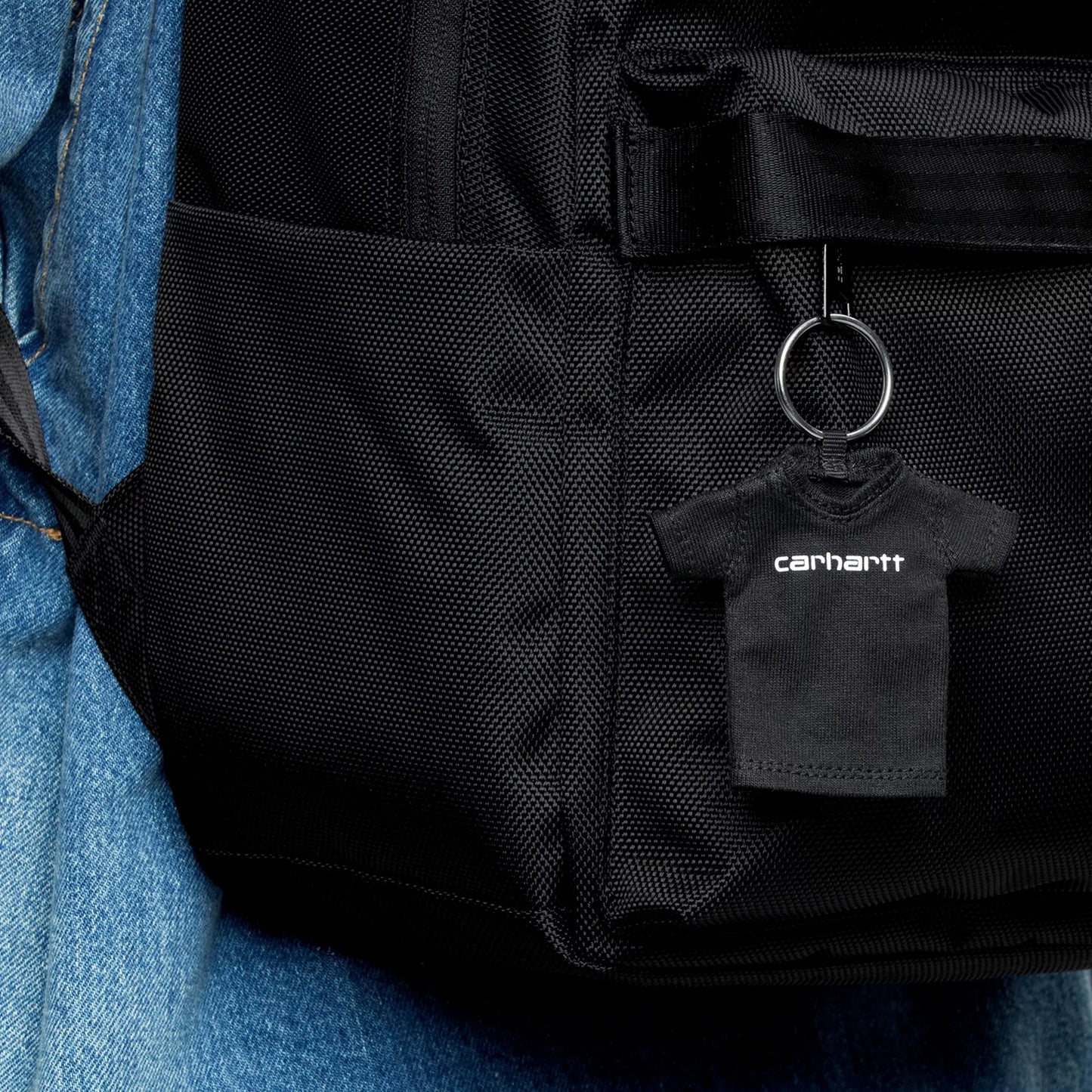 Porta-chaves Carhartt WIP Mini Script T-Shirt Keychain em Preto