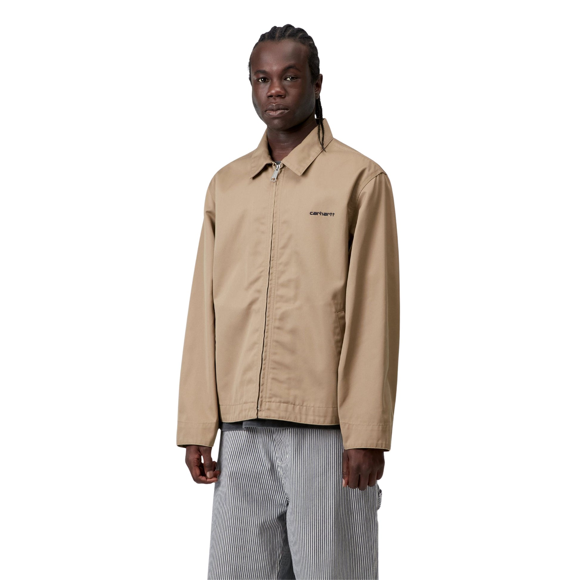 Casaco para homem Carhartt WIP Module Script em Leather/Preto. Foto da parte da frente, vestido.