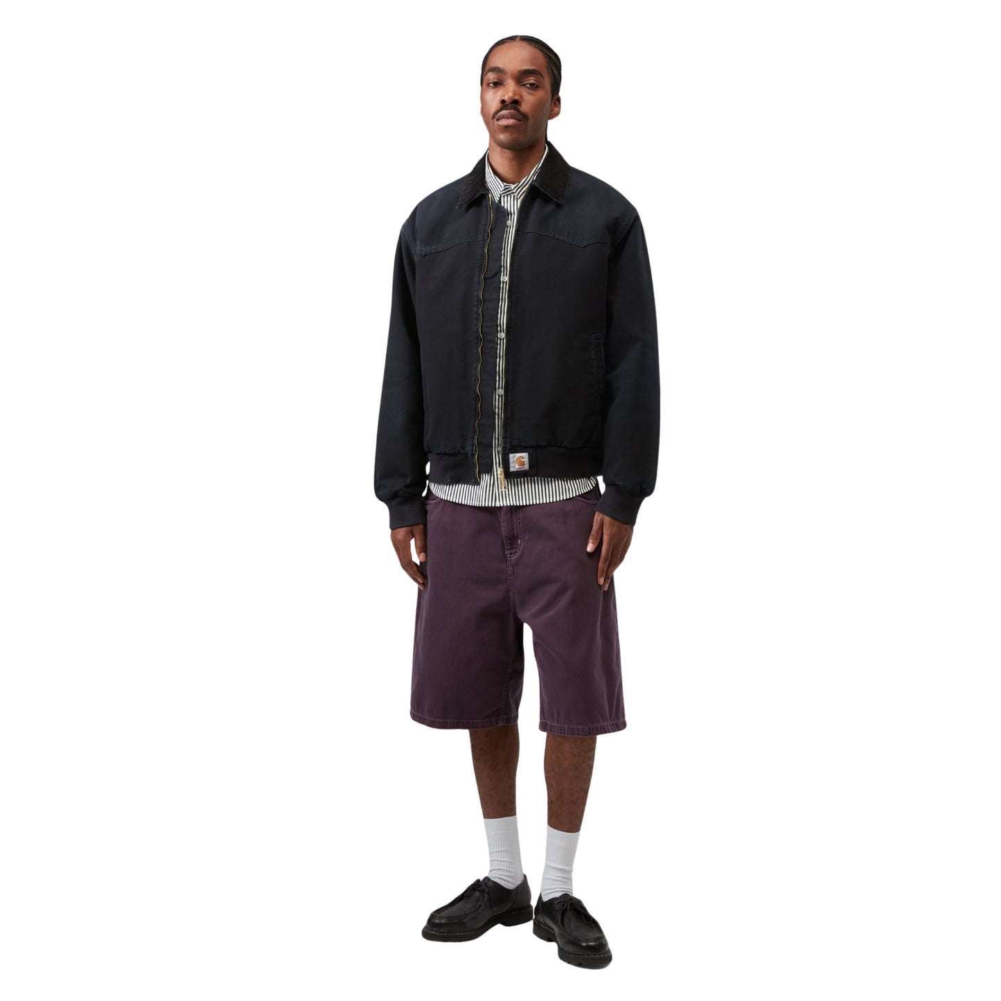 Casaco de homem Carhartt WIP OG Santa Fe em Preto/Preto Grind Washed. Foto da parte da frente, vestido.