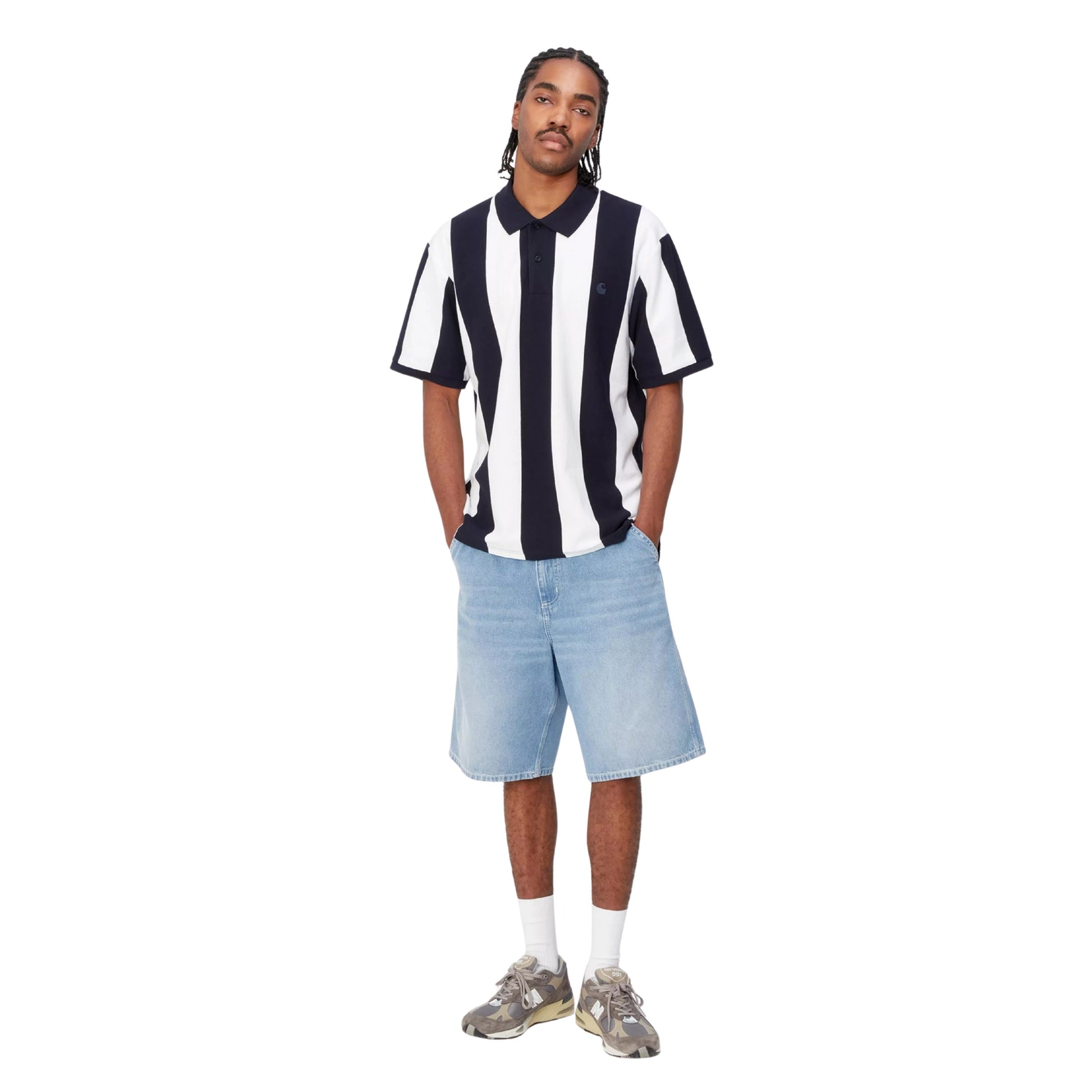 Calções de ganga para homem Carhartt WIP Simple em Azul light true washed. Foto da parte da frente, vestidos.