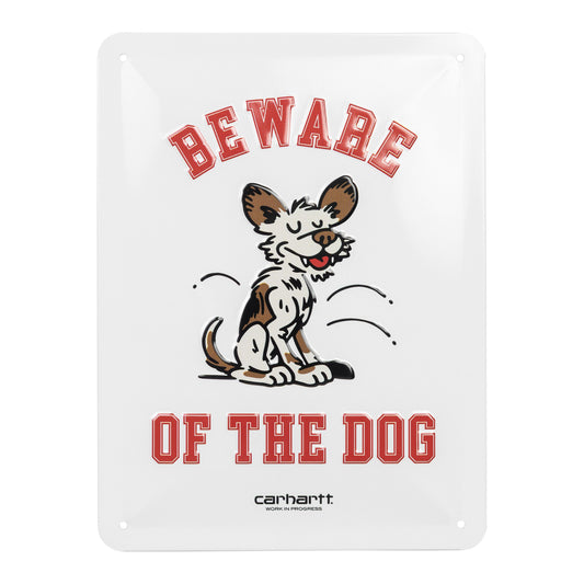 Placa Carhartt WIP Wild Dog Beware em Multicolor. Foto completa do sinal.