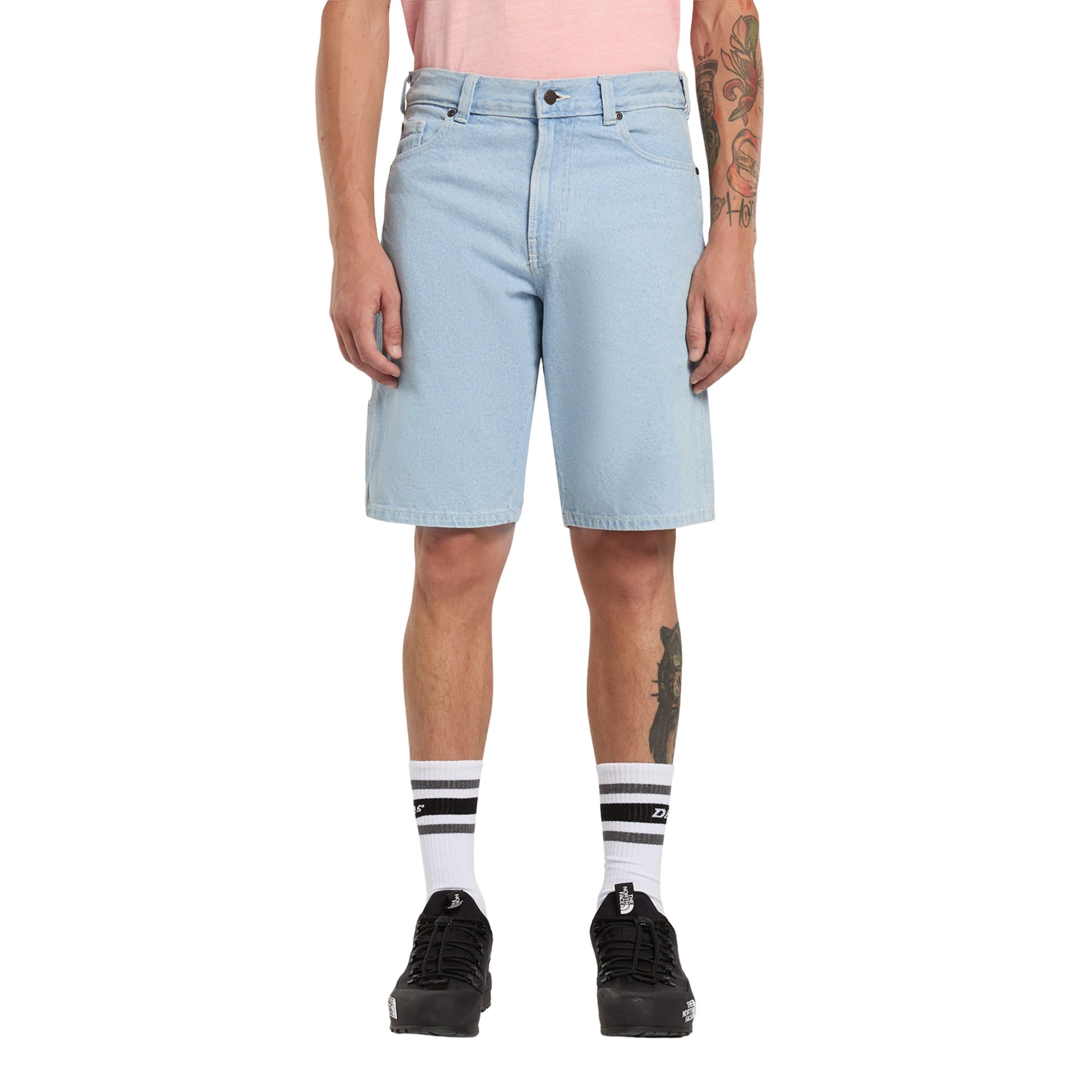 Calções de ganga para homem Dickies 993 11 Inch Carpenter em Vintage Blue. Foto da parte da frente, vestidos.