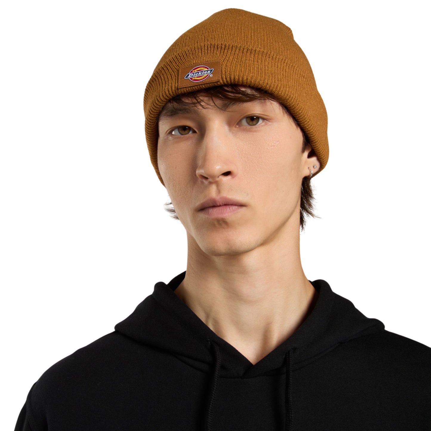 Gorro unissexo Dickies Gibsland em Castanho Duck. Foto na cabeça de modelo.