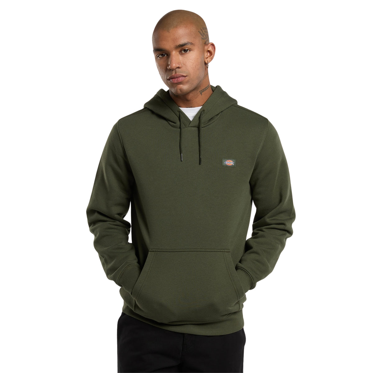 Sweat com carapuço para homem Dickies Oakport em Deep Depths — vista frontal em plano médio, com bolso canguru e etiqueta Dickies no peito.