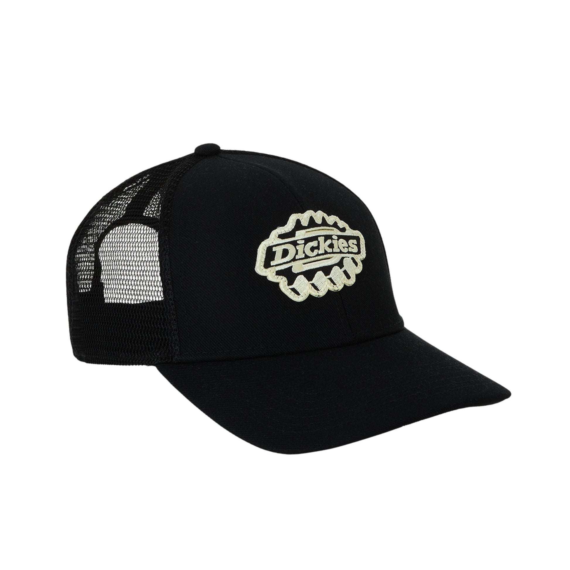 Boné unissexo Dickies Irondale Trucker em Preto. Foto da parte da frente.