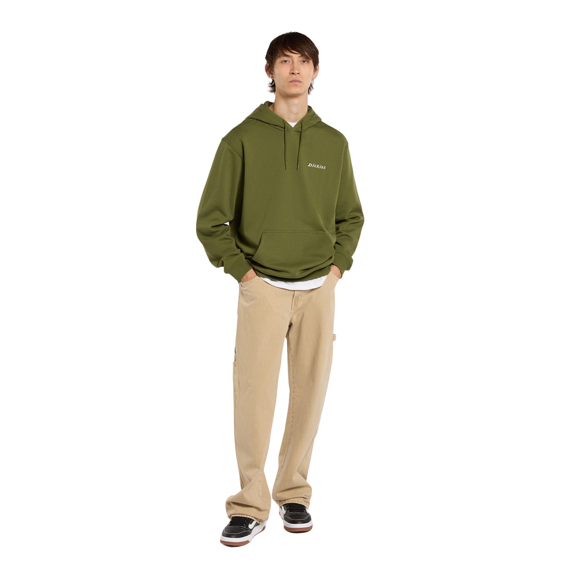 Sweat com carapuço para homem Dickies Loretto em Cypress. Foto da parte da frente, vestida.