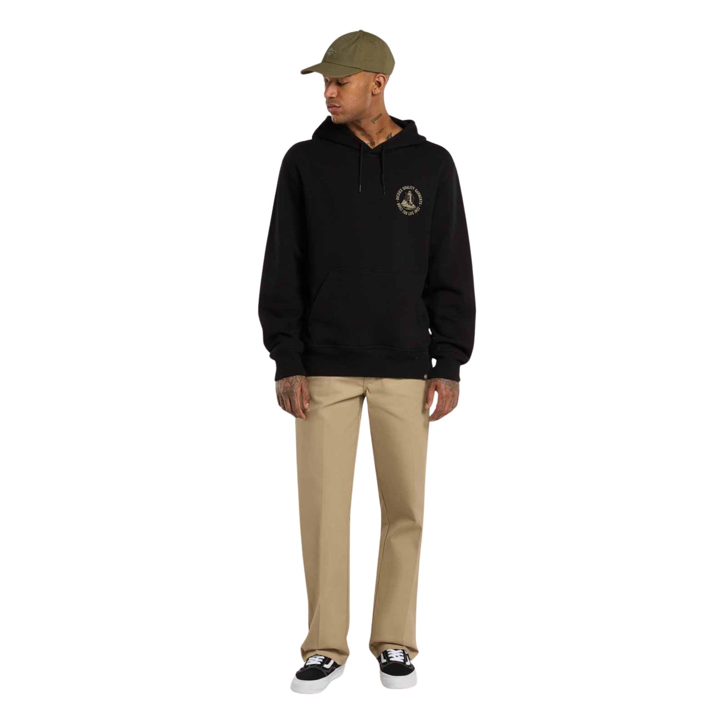 Sweat com carapuço para homem Dickies Parrotsville em preto. Foto da parte da frente, vestida.