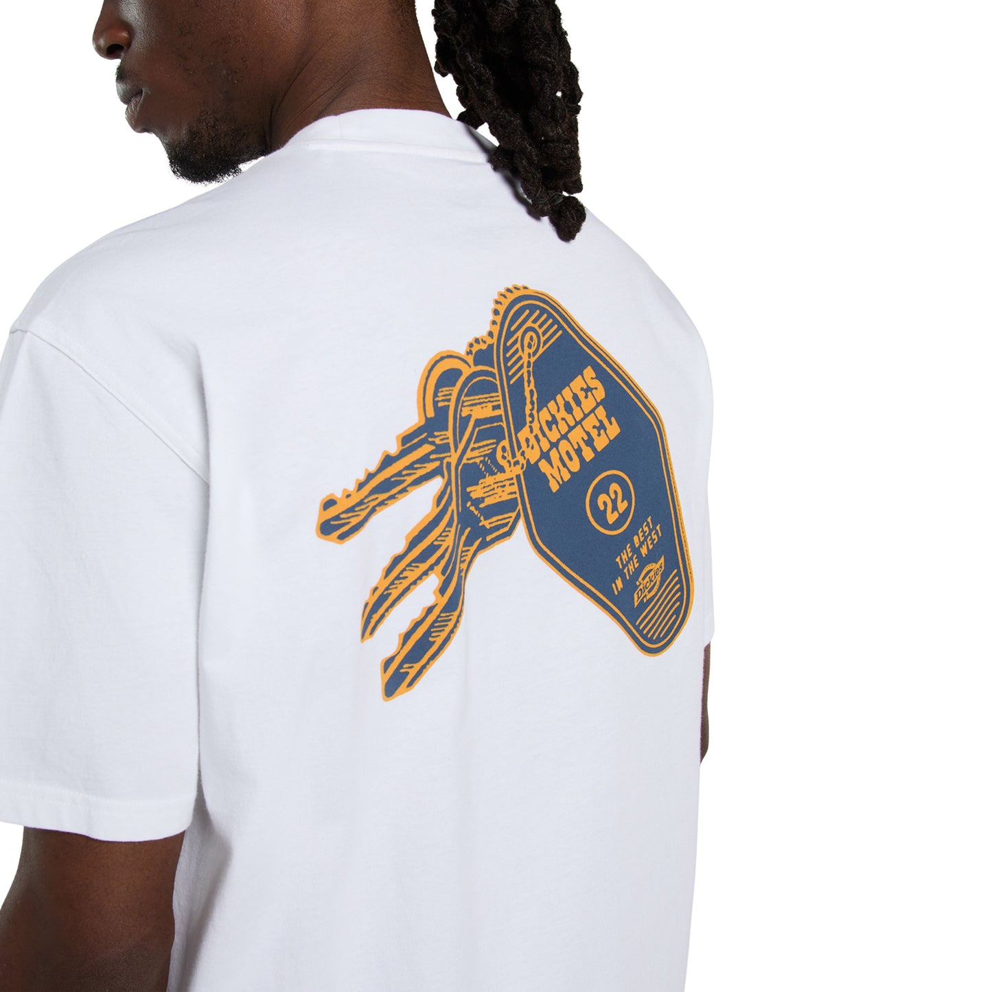 T-Shirt de manga curta para homem Dickies Plain City em Branco. Foto de detalhe da parte de trás, vestida.