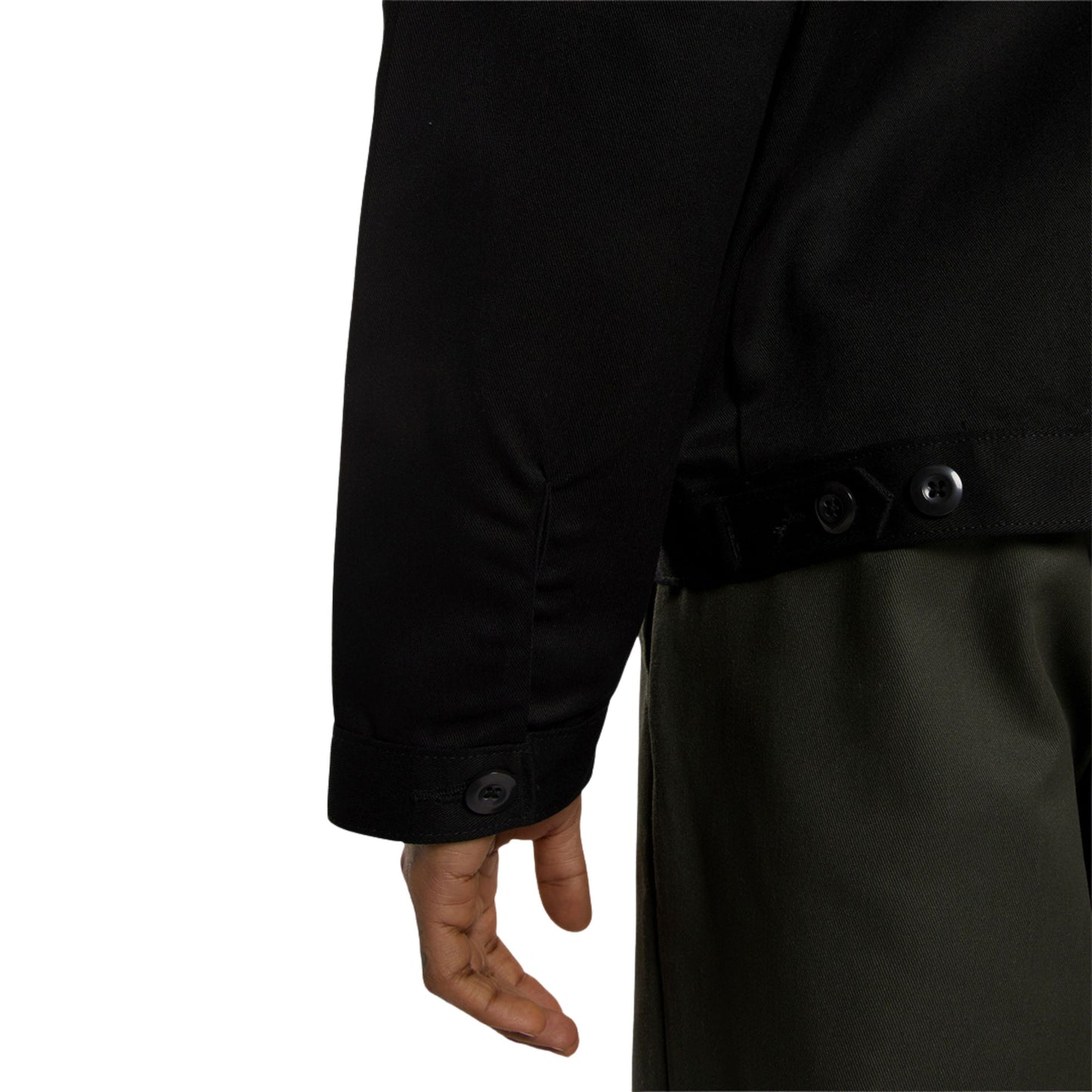 Casaco unissexo Dickies Unlined Eisenhower em Preto. Foto de detalhe da parte de trás, vestido.