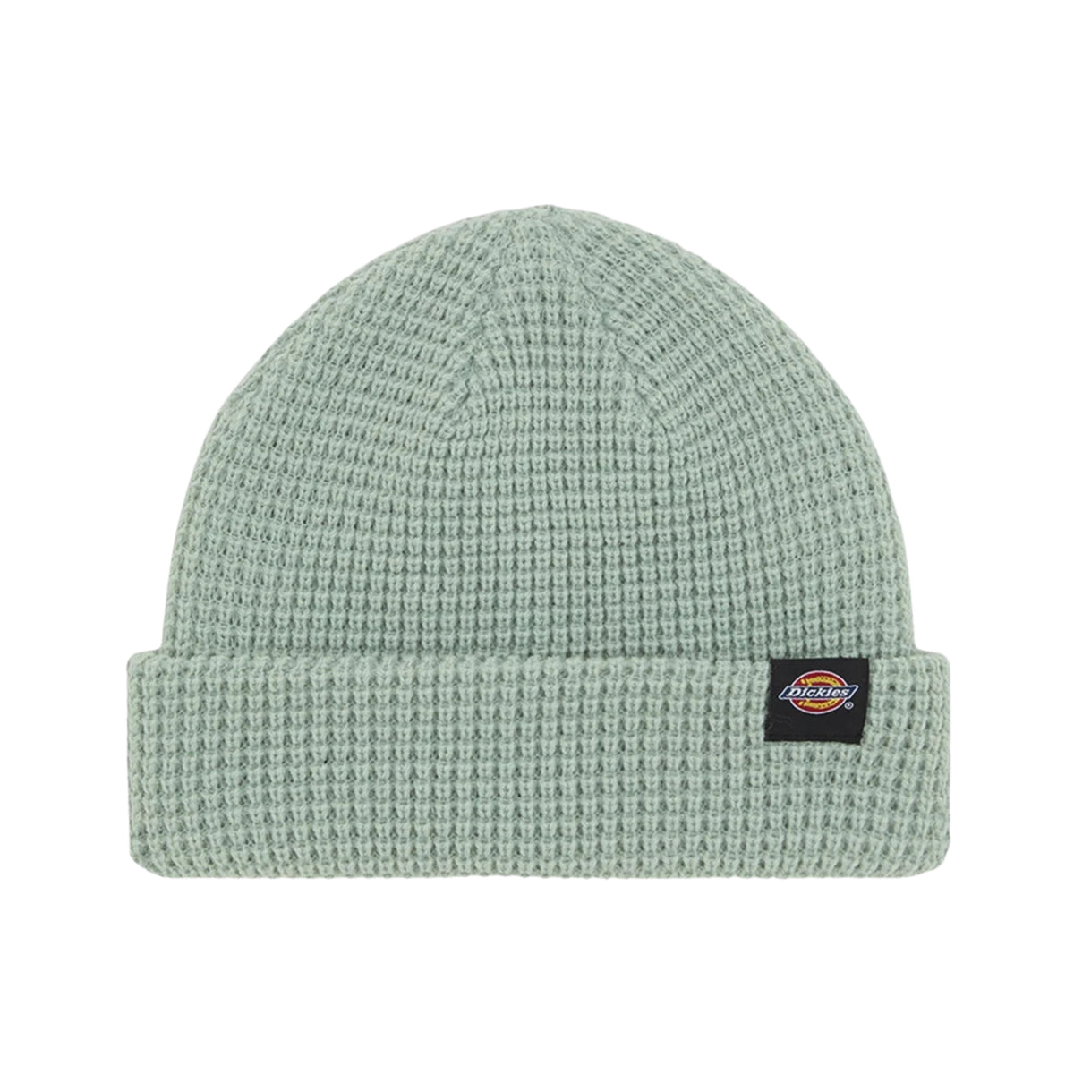 Vista frontal do gorro Dickies Woodworth Waffle verde Jadeite, com malha texturada e etiqueta cosida na dobra.