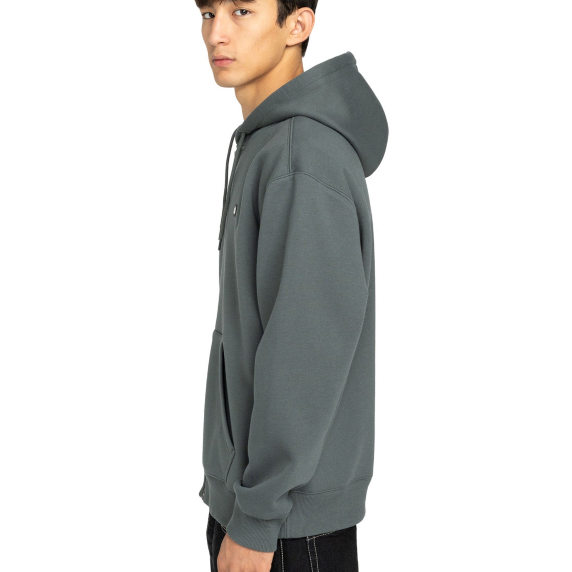 Casaco com carapuço e fecho zipper para homem Element Icon Rain em Ardoise. Foto da lateral, vestido.