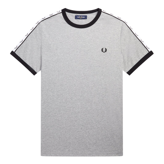 Fred Perry Taped Ringer T-Shirt Steel Marl. Foto da parte da frente.