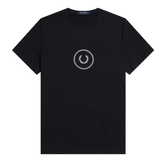 Fred Perry Circle Branding T-Shirt Black. Foto da parte da frente.