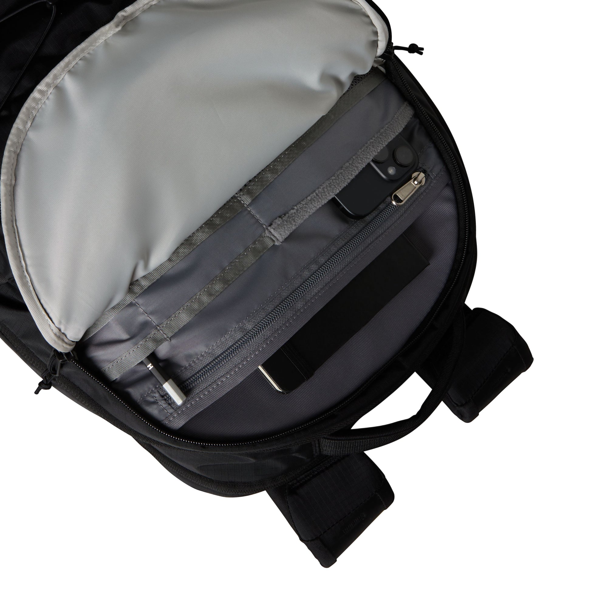 Mochila unissexo The North Face Borealis em TNF Black/TNF Black. Foto da bolsa a frente.