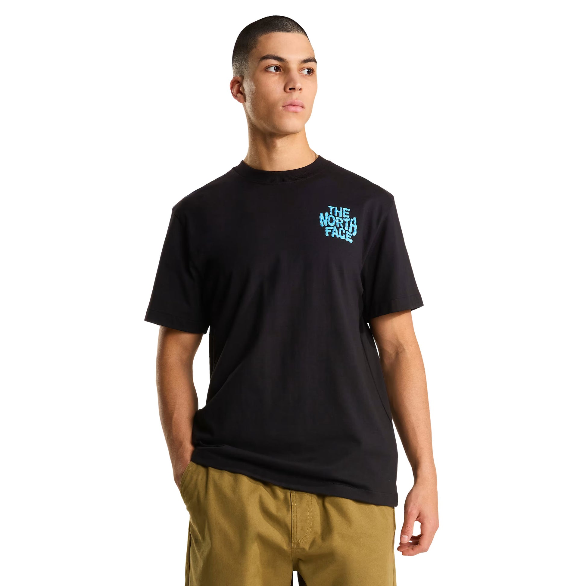 T-Shirt de manga curta para homem The North Face Drip Logo Graphic em Preto TNF. Foto da parte da frente, vestida.