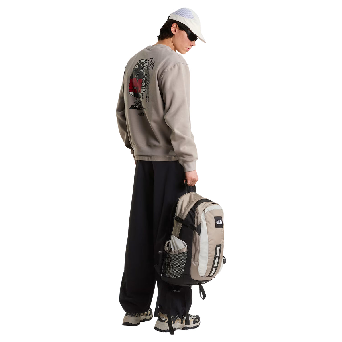 Sweatshirt unissexo The North Face Gear Up Get Out Relaxed Crew em Stone Slab