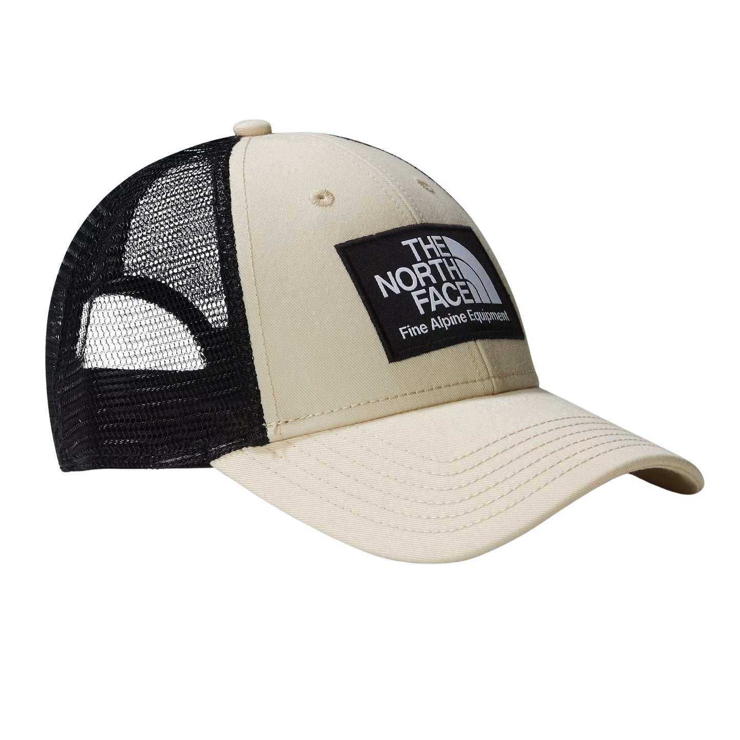 Boné unissexo The North Face Mudder Trucker em Gravel. Foto da parte da frente.