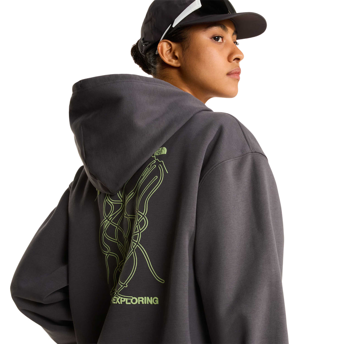 Pormenor das costas e do capuz descido da sweat The North Face NSE Slopes cinzenta antracite.