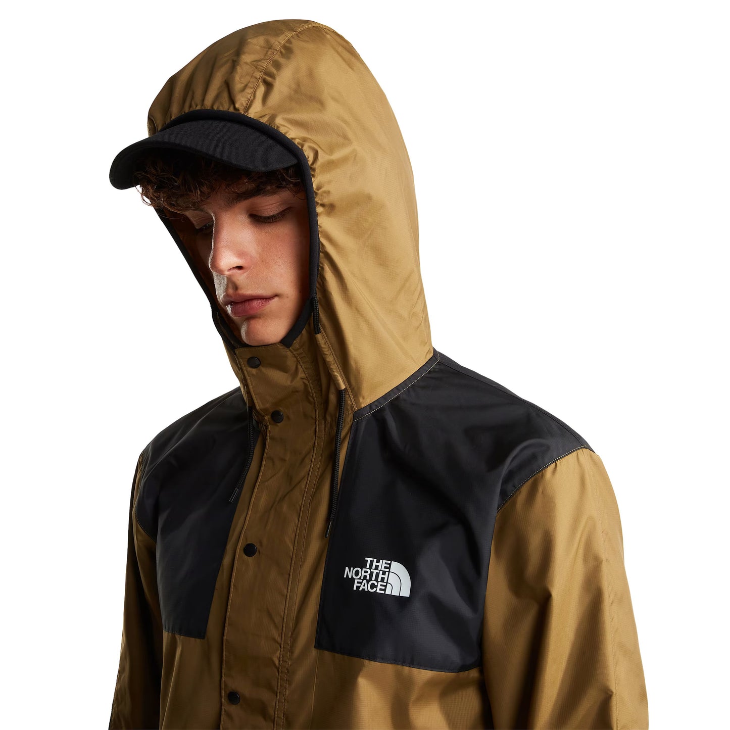 Casaco para homem The North Face Seasonal Mountain em Cedar. Foto de detalhe da parte da frente, vestido.