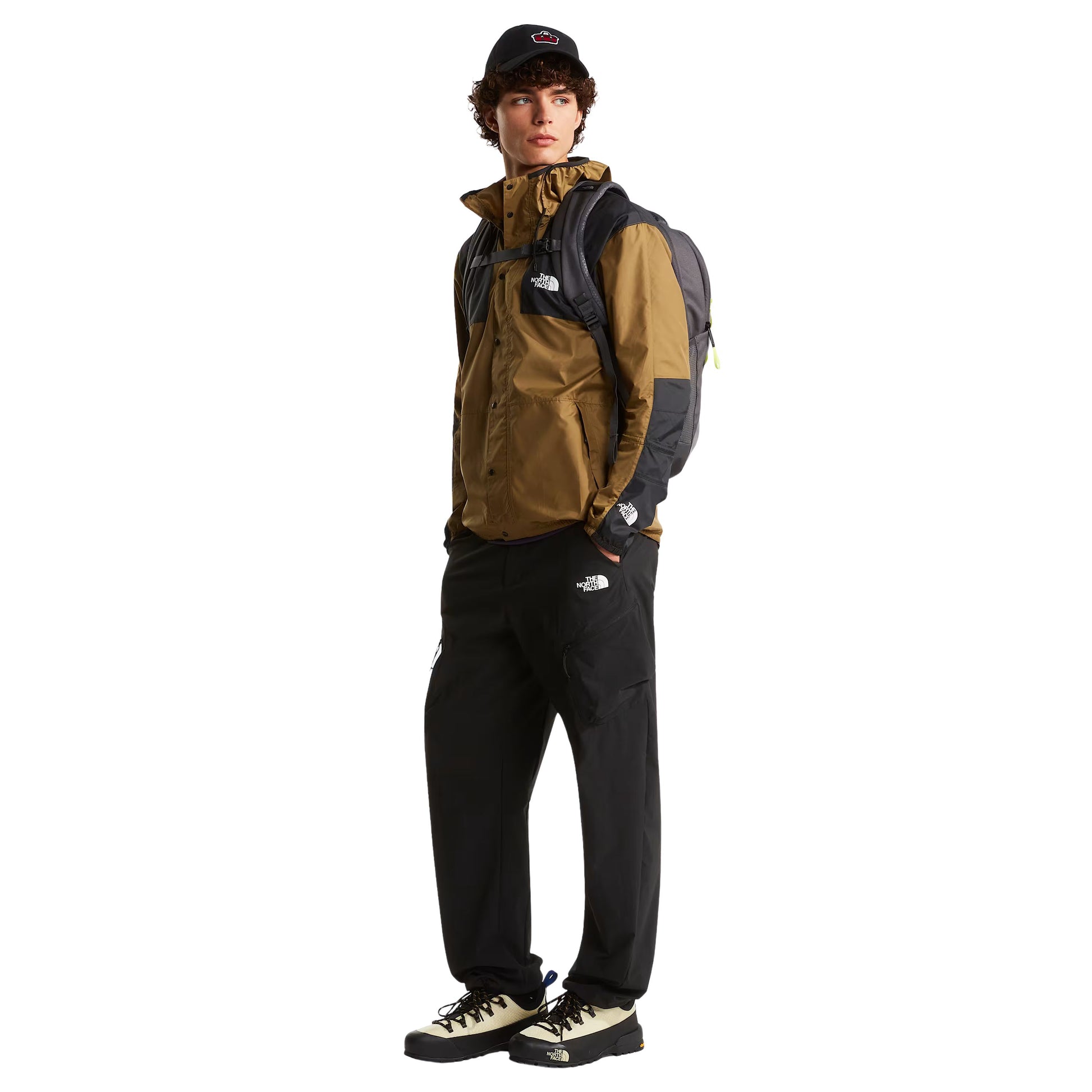 Casaco para homem The North Face Seasonal Mountain em Cedar. Foto da parte da frente, vestido.