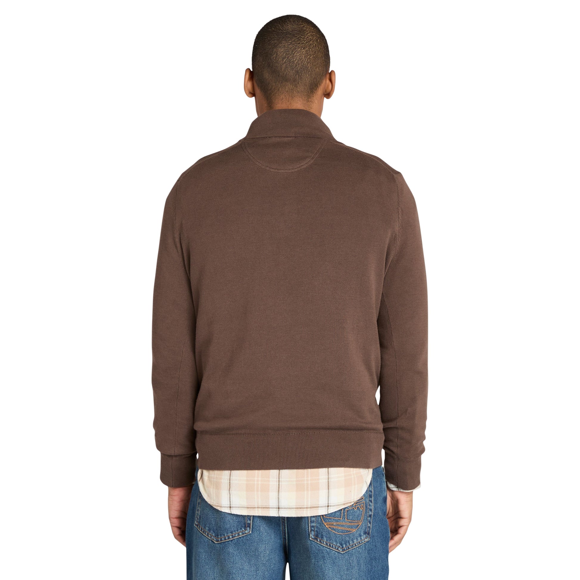 Camisola de malha de algodão com fecho zipper de 1/4 para homem Timberland Williams River em Chocolate Brown. Foto da parte de trás, vestida.