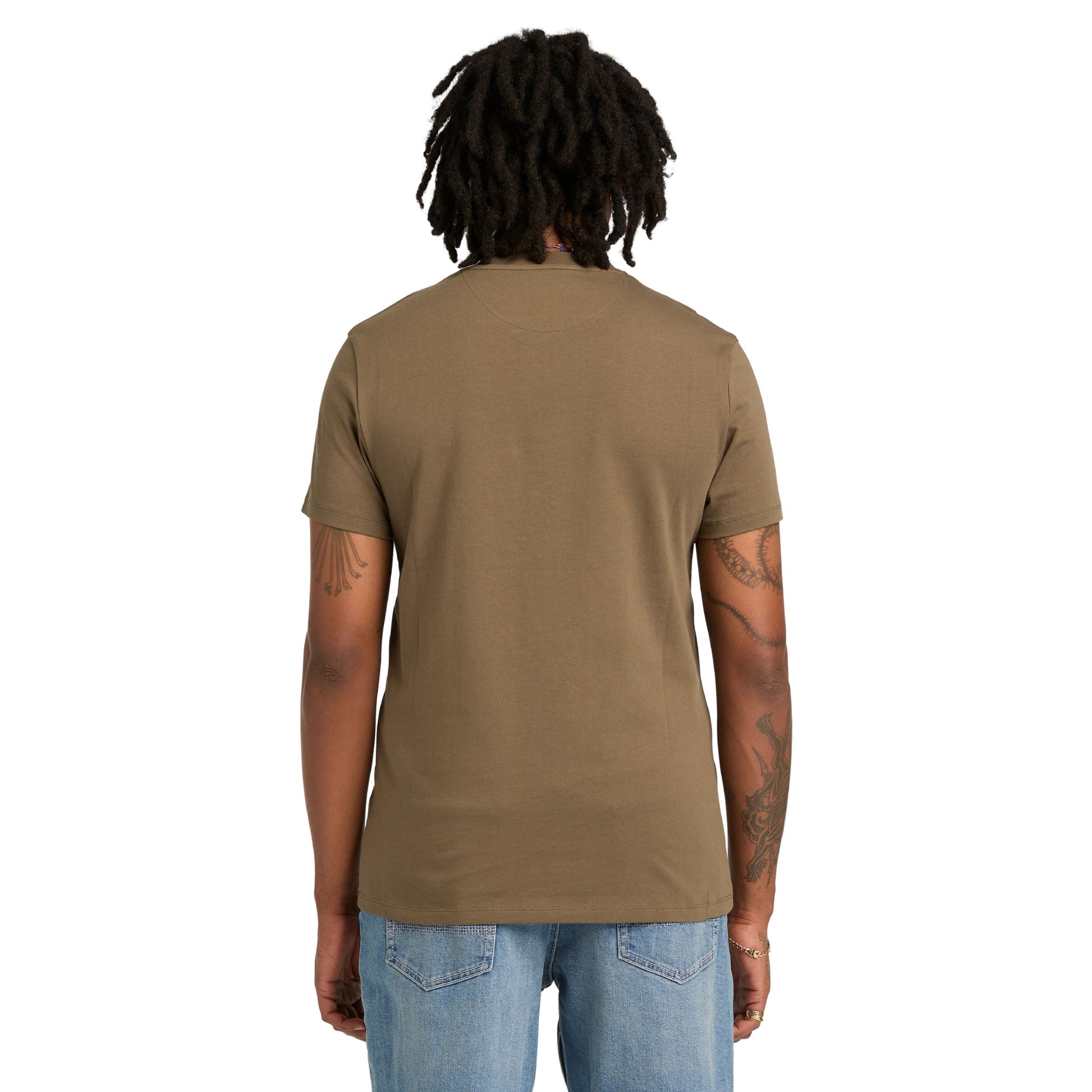 T-Shirt de manga curta para homem Timberland Dunstan River em Leaf Green/Cassel Earth. Foto da parte de trás, vestida.
