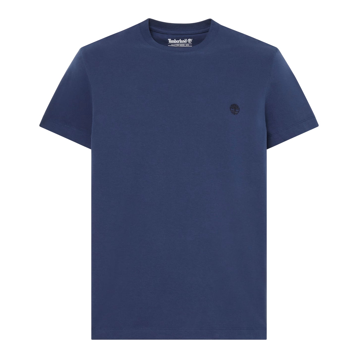 T-shirt Timberland Dunstan River em Naval Academy — produto sem modelo, flat lay frontal, logótipo árvore Timberland bordado em preto tonal no peito esquerdo e etiqueta Timberland "Crafted Since 1973" na gola visíveis.