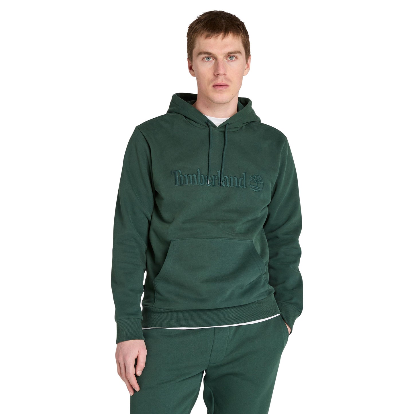 Sweat com carapuço para homem Timberland Hampton em Green Gables. Foto da parte da frente, vestida.
