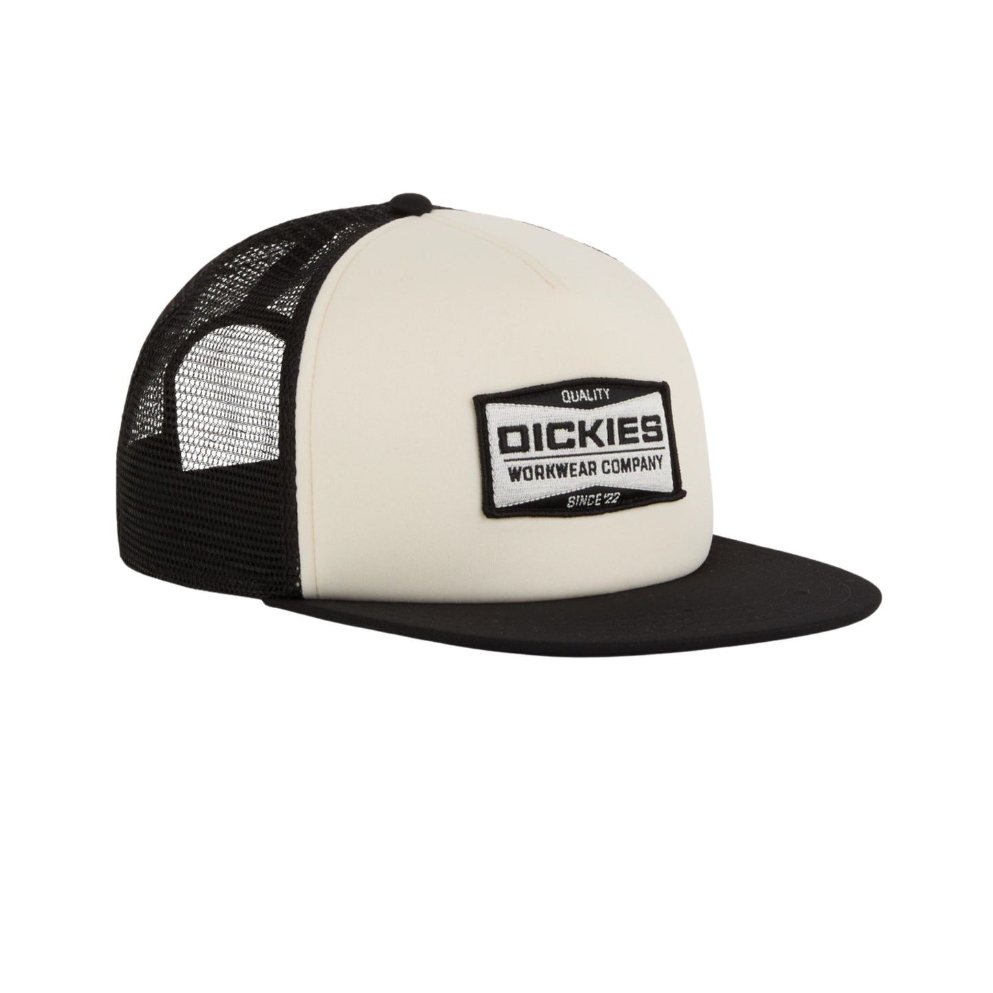 Boné unissexo Dickies Bolivar Trucker em Preto. Foto da parte da frente.