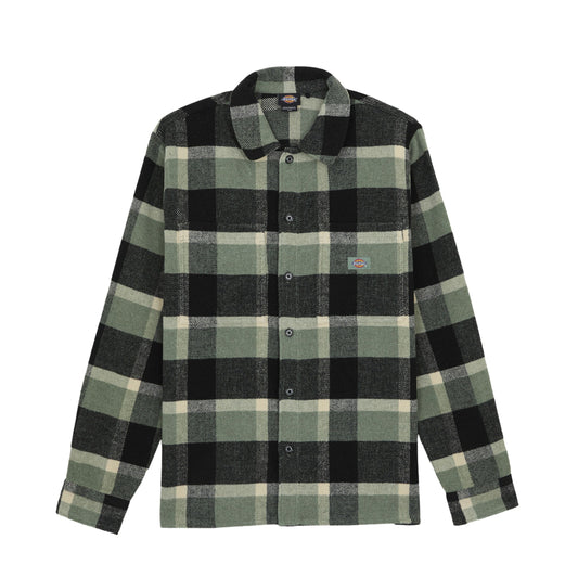 Camisa de manga curta para homem Dickies Plaid Coaling em Sea Spray. Foto da parte da frente.